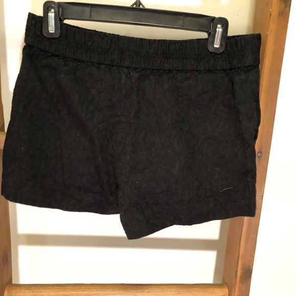 j.crew jacquard floral boardwalk pull on short - Picture 2 of 3